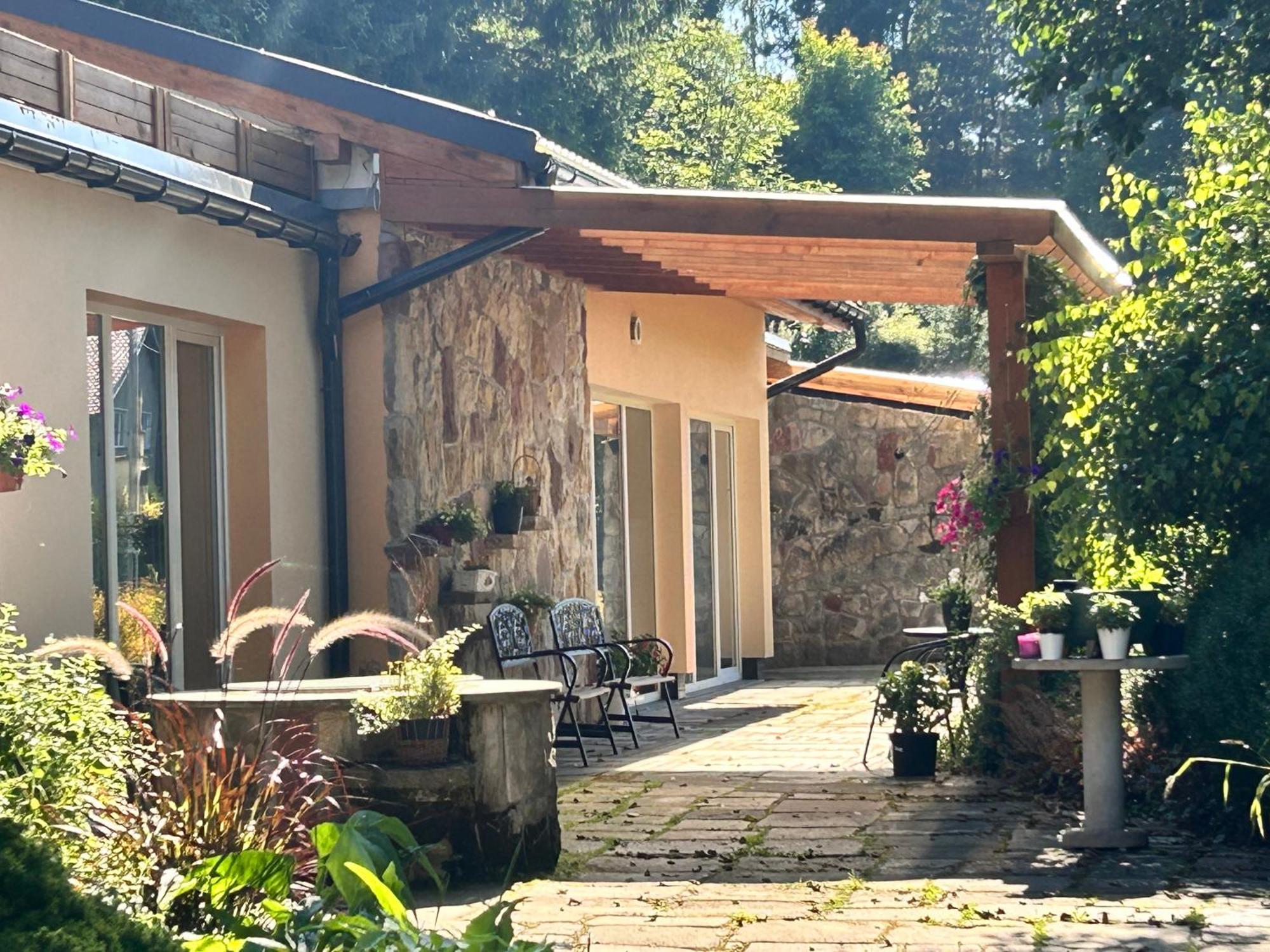 Zielona Roza Vila Wambierzyce Exterior foto